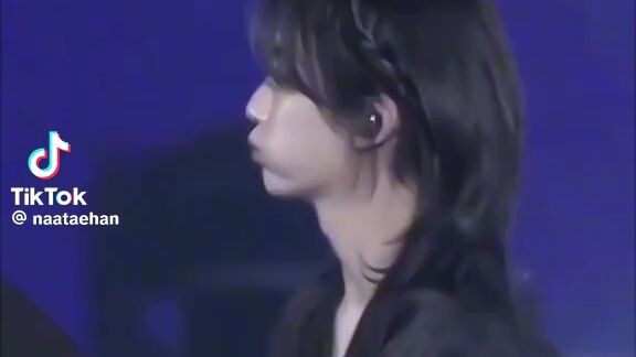 Longhair jeonghan is so pretty💗