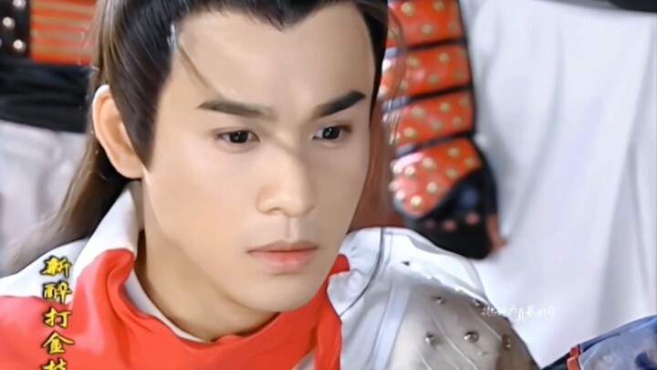 This little head tilt is so swoon-worthy—Princess, you’re totally playing me!