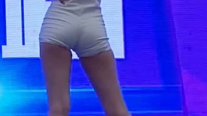 [Taro Balls] 10cm high heels | Let's take a look at the stage version of Suzhen's "Expectation" road