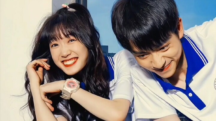 Bian Xiaoxiao has always had a crush on Jiang Qinglang, and they will be together after graduation.