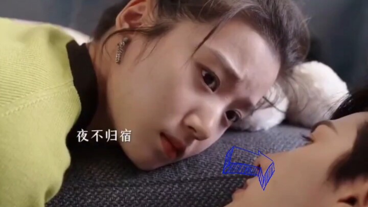 Cứ hôn nhau là bị cắt ngang chẳng phải là quy trình cố định sao?