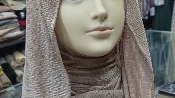 hijab manekin🥵