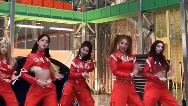 【เค้ก】ITZY เต้นคอรัสเพลงใหม่ 0.4 เท่า + ความเร็วเดิม เชื่อมต่อกับเชฟ 5 คนเพื่อสร้าง Kpop