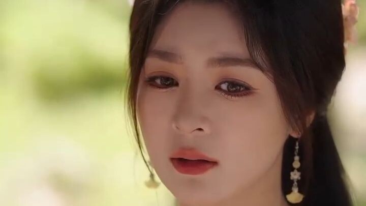 Jenderal Wanita Jadi Istri CEO