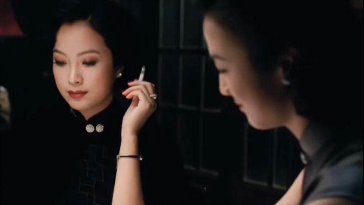 Wajah cantik Nyonya Yi di meja mahjong mendominasi seluruh Asia!