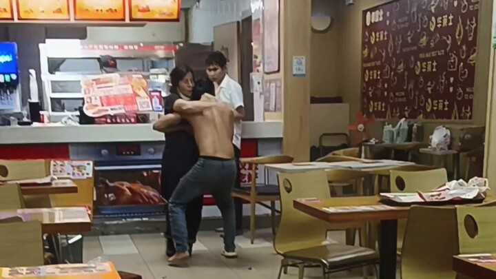 «Mengisi konten lama» Yah, mungkin ini balasan karena main Identity V saat Libur May Day kali ya