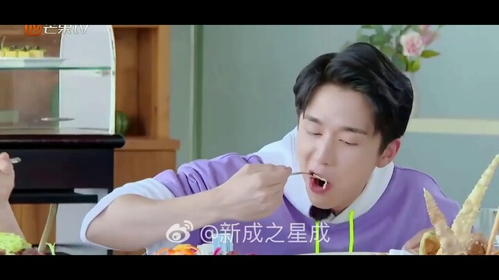 Những khoảnh khắc dễ thương Trương Tân Thành trong show "Khu rừng nhỏ diệu kì"