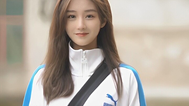 The one who's beautiful is her at 18.