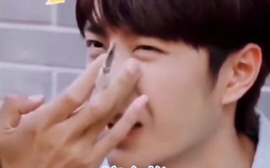 ช่วงเวลาที่หวังอี้ป๋อถูกทำร้ายไม่หนักแต่มีนัยแฝงดูหมิ่นอย่างรุนแรง เกินไปแล้วจริงๆ
