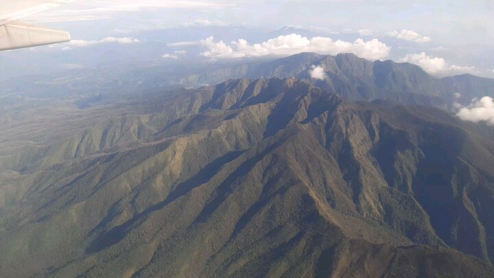 negeri atas awan