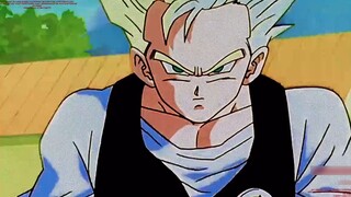 Videl: Gohan-ku jauh lebih tampan daripada anak laki-laki kecilmu yang berambut kuning!