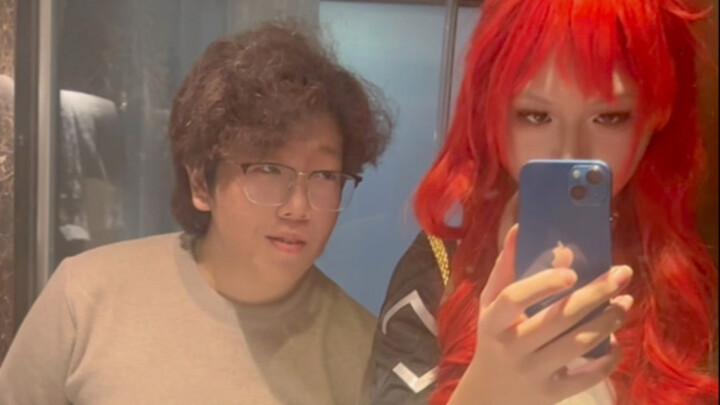 After cosplaying, stop slouching a bit...