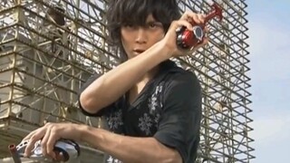 Famous scenes of the main and second riders in Kamen Rider: Heisei