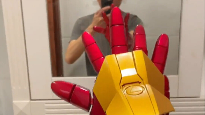 No guy could possibly say no to a toy this badass!