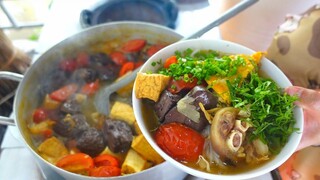 Mớ Cua Đồng Mùa Nước Lũ Đem Nấu Bún Riêu Kiểu Miệt Vườn Mà Ngon Như Ngoài Quán | MTQH