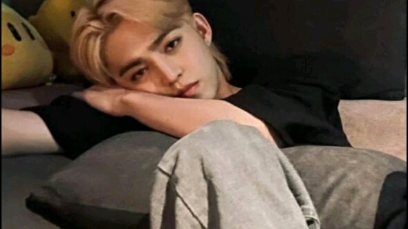 【Choi Seungcheol】Không thể nào yêu thuần khiết với anh ấy chút nào! Thật không dám nghĩ nếu được yêu