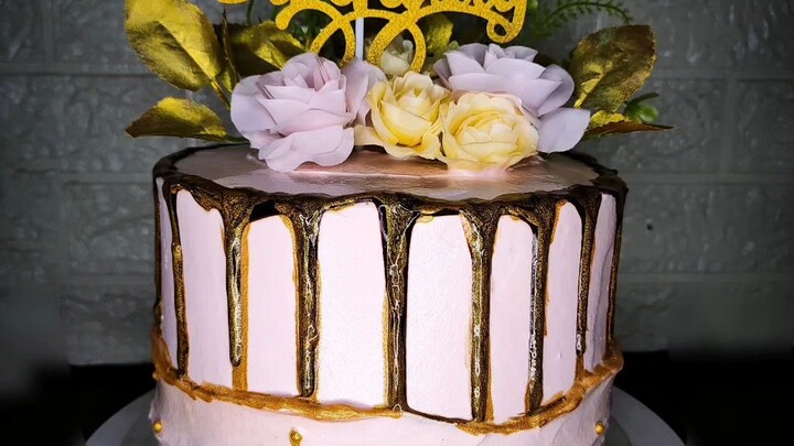 Cake with flowers