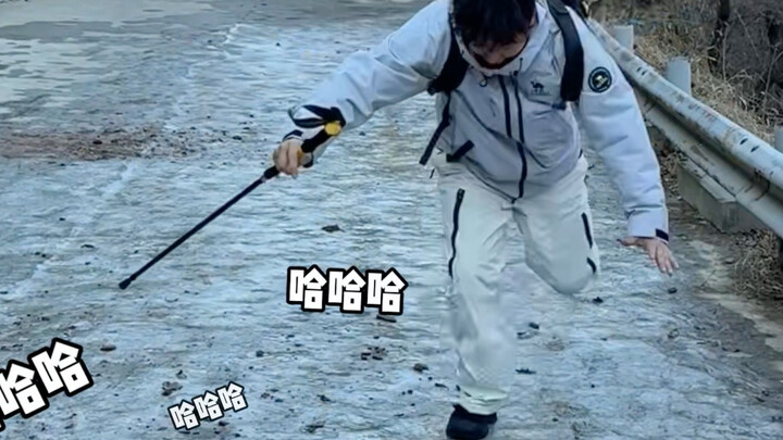 Mùa đông leo núi Lão Quân, leo một cái là im thin thít.