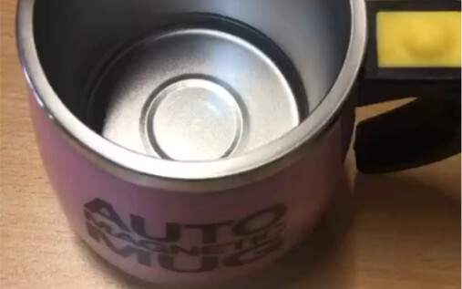 The big bro gave me this awesome lazy-person gadget, hahaha!