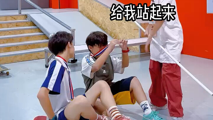 Khi học sinh giành huy chương vàng trong cuộc thi 🏅 #ván-trượt #những-đứa-trẻ-chuyên-ván-trượt #ván-