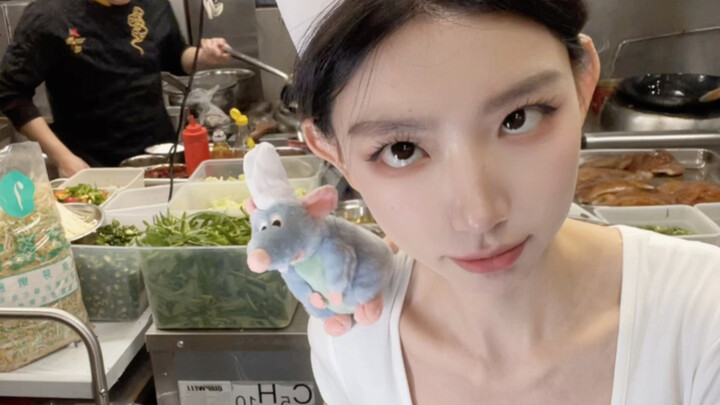 แขนโดนน้ำร้อนลวกแล้ว! ใครช่วยเป่าให้หน่อย!