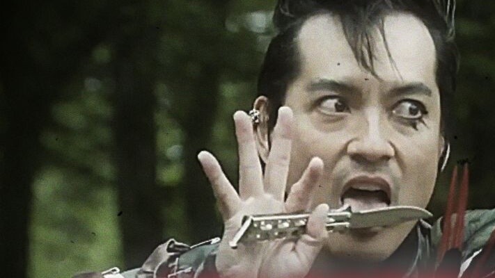 "Con dao theo hướng ngược lại"