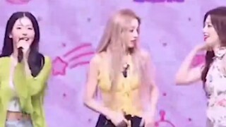Song Yuqi and Gidle's encore dance battle