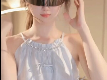 رقصة مباشرة من ليروي توانتوان بتاريخ 7 مايو 2025 بعنوان «الطبل والإيقاع»