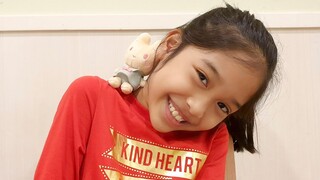 (≗ ᆽ ≗) My cute little friend from Hello Kitty Land | Sanrio Puroland Japan