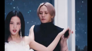 Về việc mọi người đều đang kêu gọi Jisoo hát solo trong khi tôi lại phát cuồng vì vũ công phụ họa tó