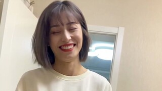What is it like to let Sister Lu put socks on me?