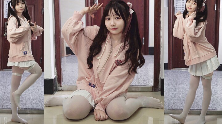 I secretly recorded my dance after the dormitory was closed, but my roommate...