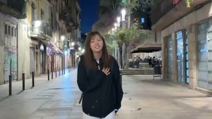 #JEONGYEON tại Barcelona
