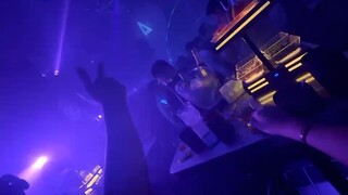 尝不到爱情的甜，也不能吃生活的苦