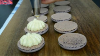 Japan cooking : Lavender honey macarons 5 #bepNhat