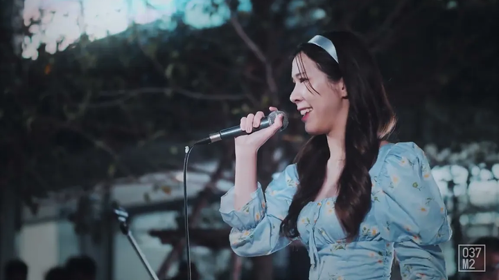 iWish Sachiko & Smile - ถ้าเราเจอกันอีก (Cover) @ Siam Square Walking Street Fancam 5K 60p 220612