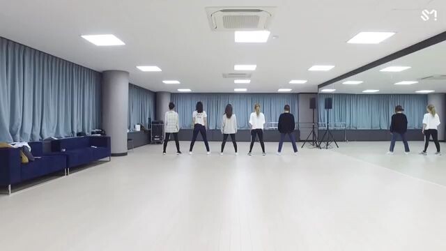 RED VELVET - LOOK Dance Practice