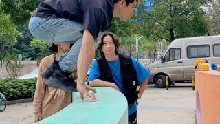 ثلاث طرق لتجاوز العوائق، ما الذي طار في النهاية؟