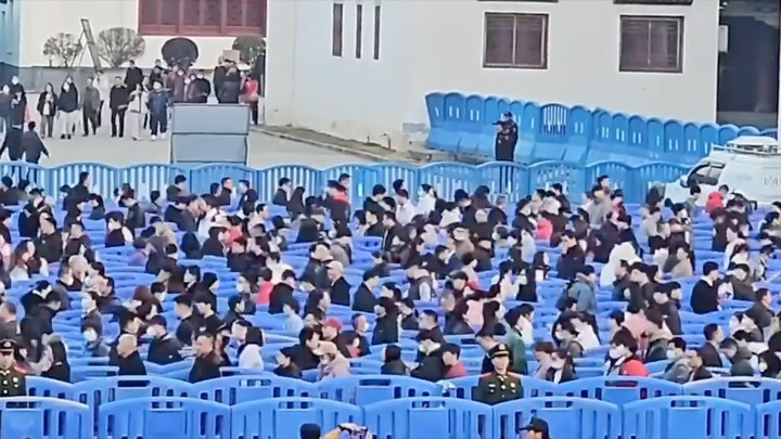 What kind of situation is this? I'm a bit confused.