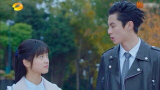 Kuil Meteor Garden Daoming Wang Hedi berkencan dengan pasangan muda yang menggoda dan menggoda, Wang