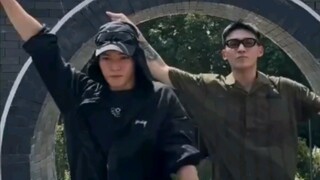 إن سي تي لي تاي يونغ يُحدّث التحدي لي يونغ جي