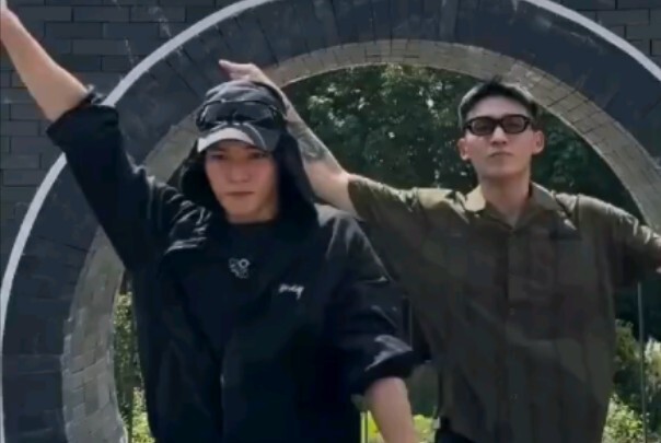 NCT李泰容更新challenge 李泳知