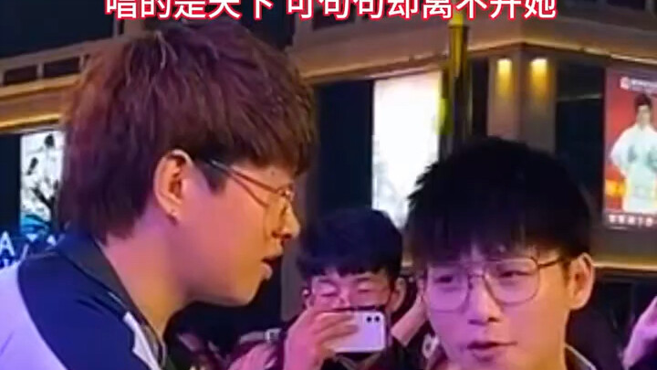 That random guy blew everyone away as soon as he started singing—everyone thought the original artis