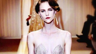 Armani ที่หรูหราและสง่างามทำให้ฉันนึกถึงเหล่าไฮโซที่ไปร่วมงานเลี้ยงในนวนิยาย!