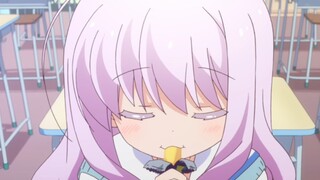 Yang Anda perlukan untuk memegang sedikit loli hanyalah camilan