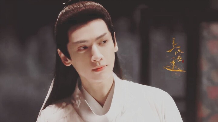 【Luo Yunxi】 | · I once drank wine, picked flowers, and rode a horse with a sword