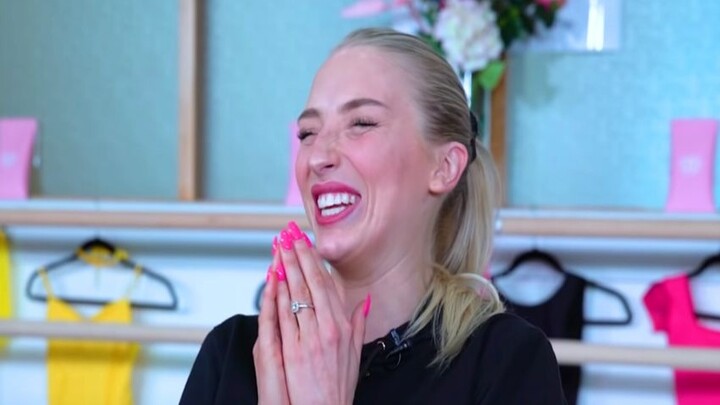 "Did I get my period during a performance? Did my partner miss me? Did the background music die?" Ba