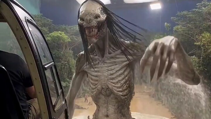 The large-scale filming set is truly breathtaking.