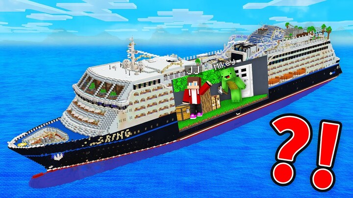 Mikey and JJ Survive Inside a SHIP in Minecraft (Maizen)