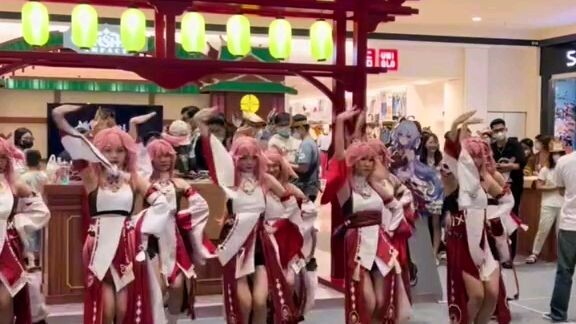 quá nhiều người giống nhau